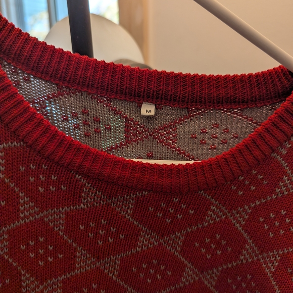 Red and White Men's Sweater - Picture 2 of 4